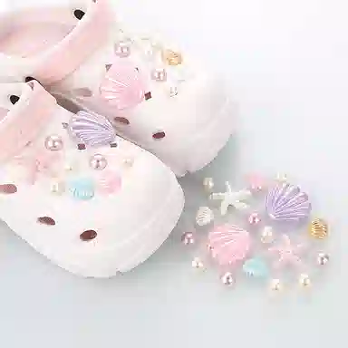 Crocs DIY