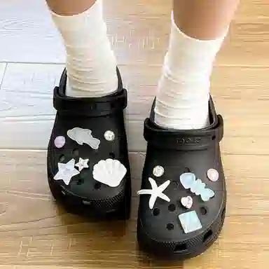 Crocs DIY