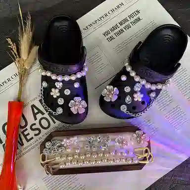 crocs DIY