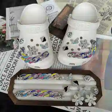 crocs DIY