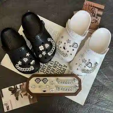 crocs DIY