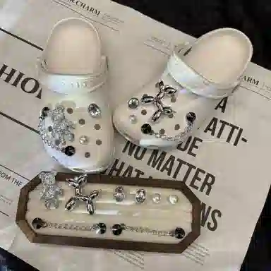 crocs DIY