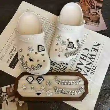 crocs DIY