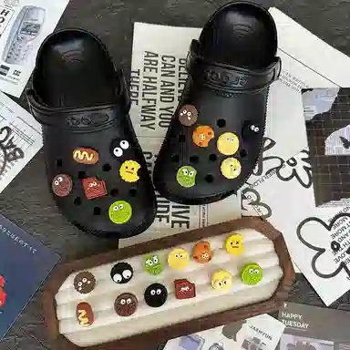 crocs