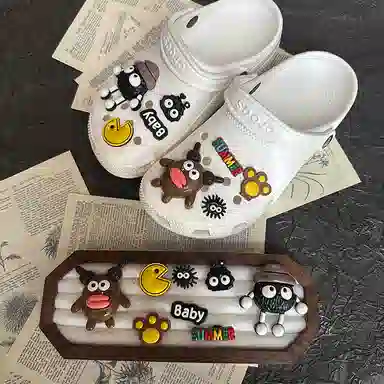 Crocs DIY