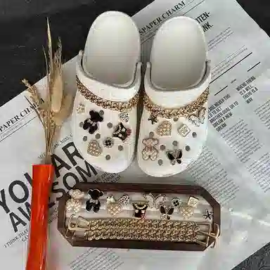 crocs DIY