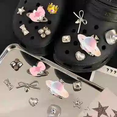 crocs DIY