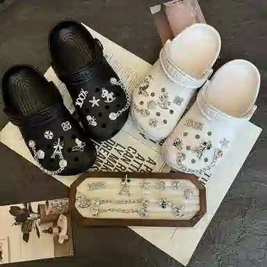crocs DIY