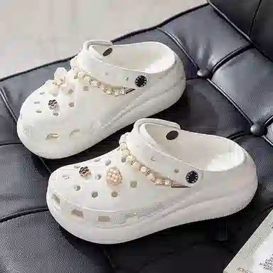 Crocs DIY