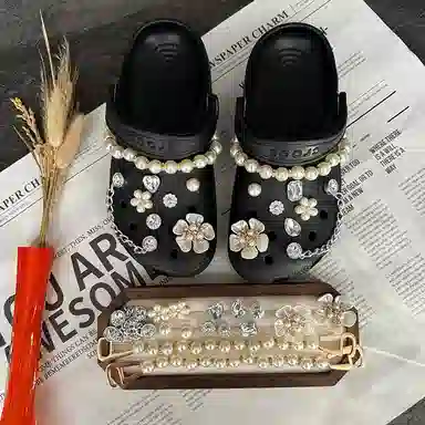 crocs DIY