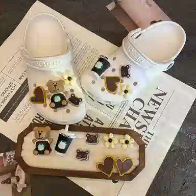 crocs DIY