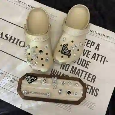 crocs DIY