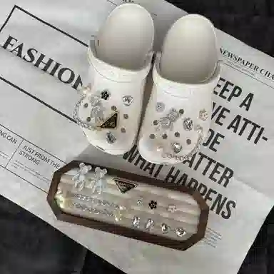 crocs DIY