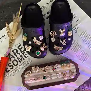 crocs DIY