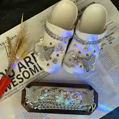 crocs DIY