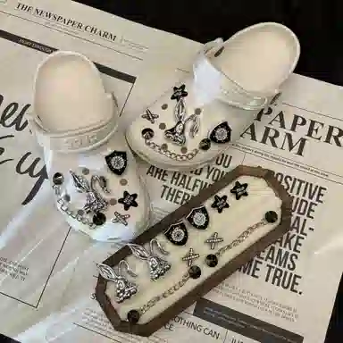 crocs DIY