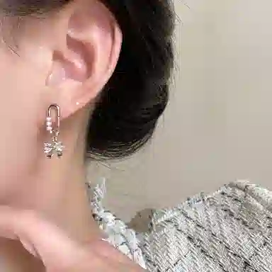 【甜酷蝴蝶结别针】 攸委 显脸小高级小香风耳钉珍珠耳环可爱少女心镶钻#好运 锆石 方圆脸设计感小众时尚百搭森系创意个性耳饰 女款