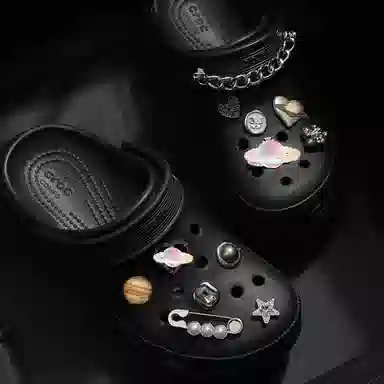 Crocs DIY