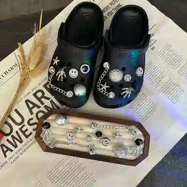crocs DIY