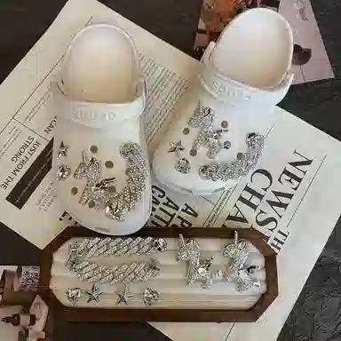crocs DIY