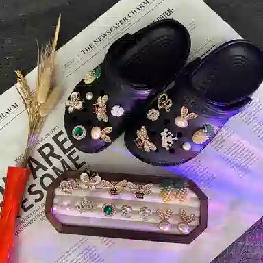 crocs DIY
