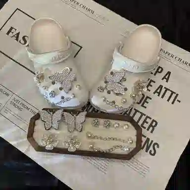 crocs DIY