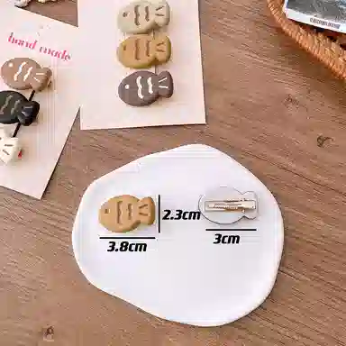 【年年有“鱼”】三件装 攸委 可爱搞怪鲷鱼烧卡通发夹头饰 甜美少女心侧边夹刘海夹子 亚克力 多巴胺简约高级感百搭发卡碎发压夹 女款