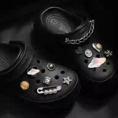 Crocs DIY