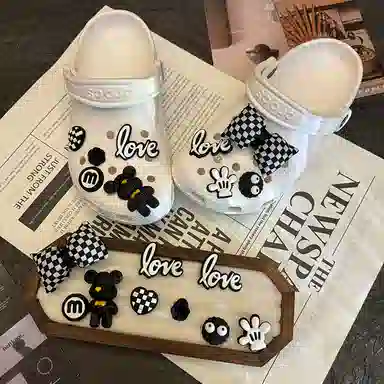 crocs DIY
