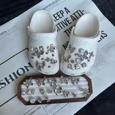 crocs DIY