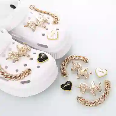 Crocs DIY