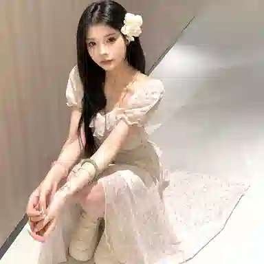 水中花 公主袖花色修身短袖连衣裙 女款