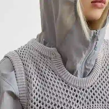 CONP SS23 Subtle Silver Vest