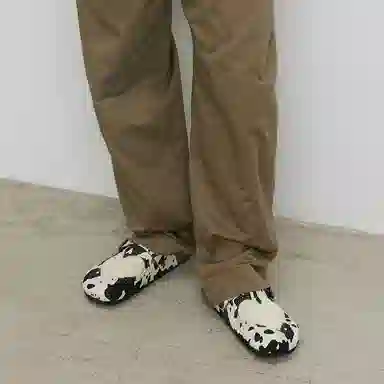 CONP Conp For Sun HeartClosed-Toe Slides