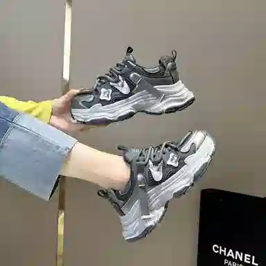 小鹿米利 舒适时尚 耐磨 低帮 老爹鞋 女款