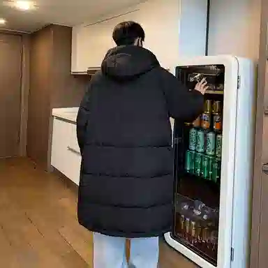 快鱼 东北极寒户外美式复古简约纯色基础款动物热熔标休闲时尚保暖加厚百搭宽松面包服连帽羽绒服 男女同款 黑色