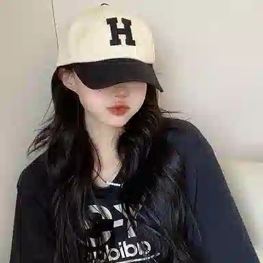 冠辉 韩系街头时尚百搭撞色潮流遮阳防晒棒球帽拼色刺绣休闲时尚大帽檐显脸小时尚百搭防晒遮阳潮人必备 棉 鸭舌帽 男女同款情侣款