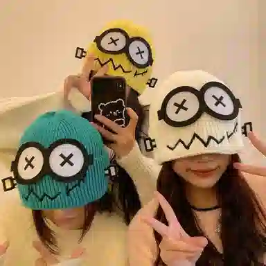 冠辉 韩版机器人保暖卡通大眼睛百搭潮可爱卡通萌系搞怪眼睛笑脸 棉线 绒线帽 男女同款情侣款