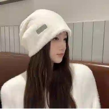 冠辉 白色毛茸茸保暖帽可爱秋冬冷帽护耳显脸小包头帽秋冬季仿兔毛保暖百搭防寒显脸小#好运 毛绒 帽子 女款