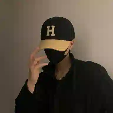 冠辉 韩系街头时尚百搭撞色潮流遮阳防晒棒球帽拼色刺绣休闲时尚大帽檐显脸小时尚百搭防晒遮阳潮人必备 棉 鸭舌帽 男女同款情侣款