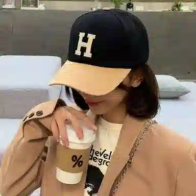 冠辉 韩系街头时尚百搭撞色潮流遮阳防晒棒球帽拼色刺绣休闲时尚大帽檐显脸小时尚百搭防晒遮阳潮人必备 棉 鸭舌帽 男女同款情侣款