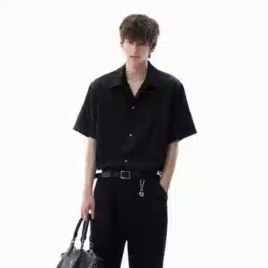 CHIC ERRO