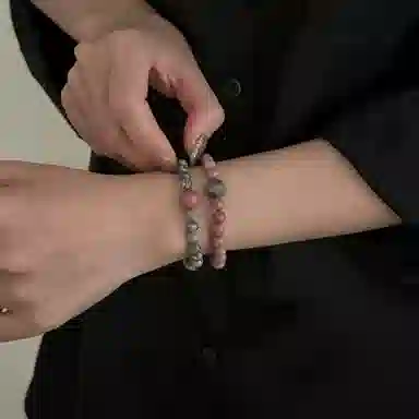 【众星拱月】 指尖瑰宝 快乐加倍桃花滚滚佳偶天成好运上岸幸运降临高级轻奢手饰#好运天然 地图石 手串 男女同款情侣款