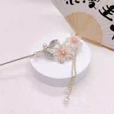 【月光照耀下】 指尖瑰宝 新中式古风花朵流苏发饰后脑勺挽发汉服旗袍配饰优雅大气典雅文艺简约百搭通勤日常滴油锆石 合金 发簪 女款