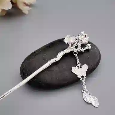 指尖瑰宝 古风步摇流苏梅花汉服盘发镀银 中国风汉服步摇 发簪 女款