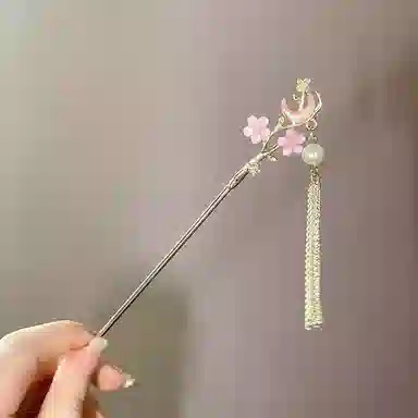 【双生蝶】 指尖瑰宝 古风双色月牙花朵新中式简约大气小众设计立体镂空璀璨多彩双花灵动步摇流苏发饰 合金/滴油 发簪 女款