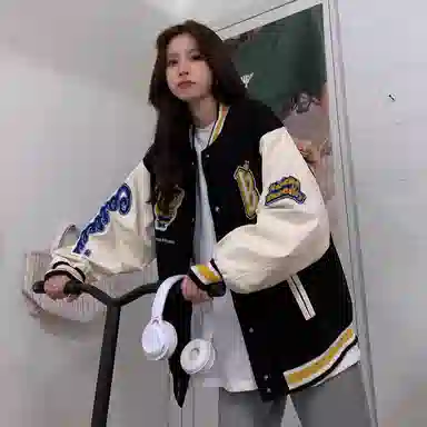 美式潮牌高街重磅撞色趣味小熊字母刺绣拼接外套街头痞帅潮流舒适百搭宽松休闲领落肩垂感直筒开衫棒球服 男女同款