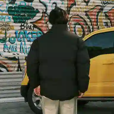 AMBER LIGHT vibeLOGO