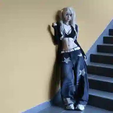 AMBER LIGHT inshiphop