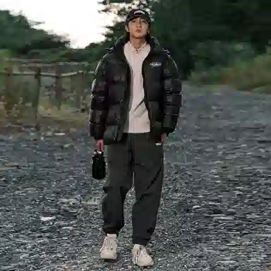 AMBER LIGHT Patchwork Logo Hoodie Coat